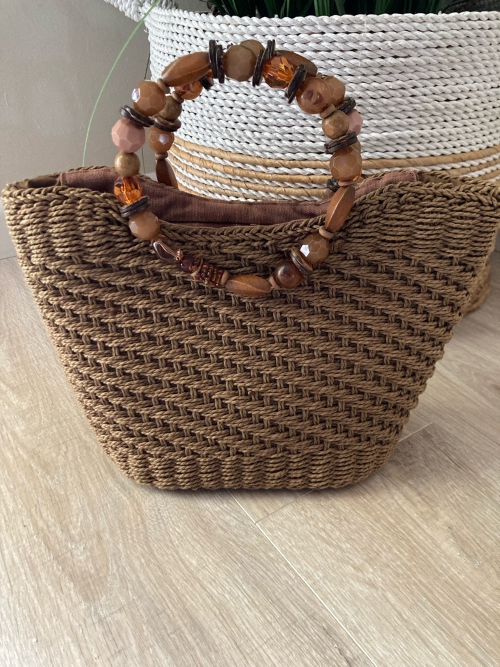 Cappelli Structured Straw Wooden and Beaded Handle Hand Bag